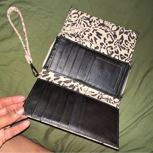 Jessica Simpson Wallet, light pink with beautiful flowers! Large with pullout.